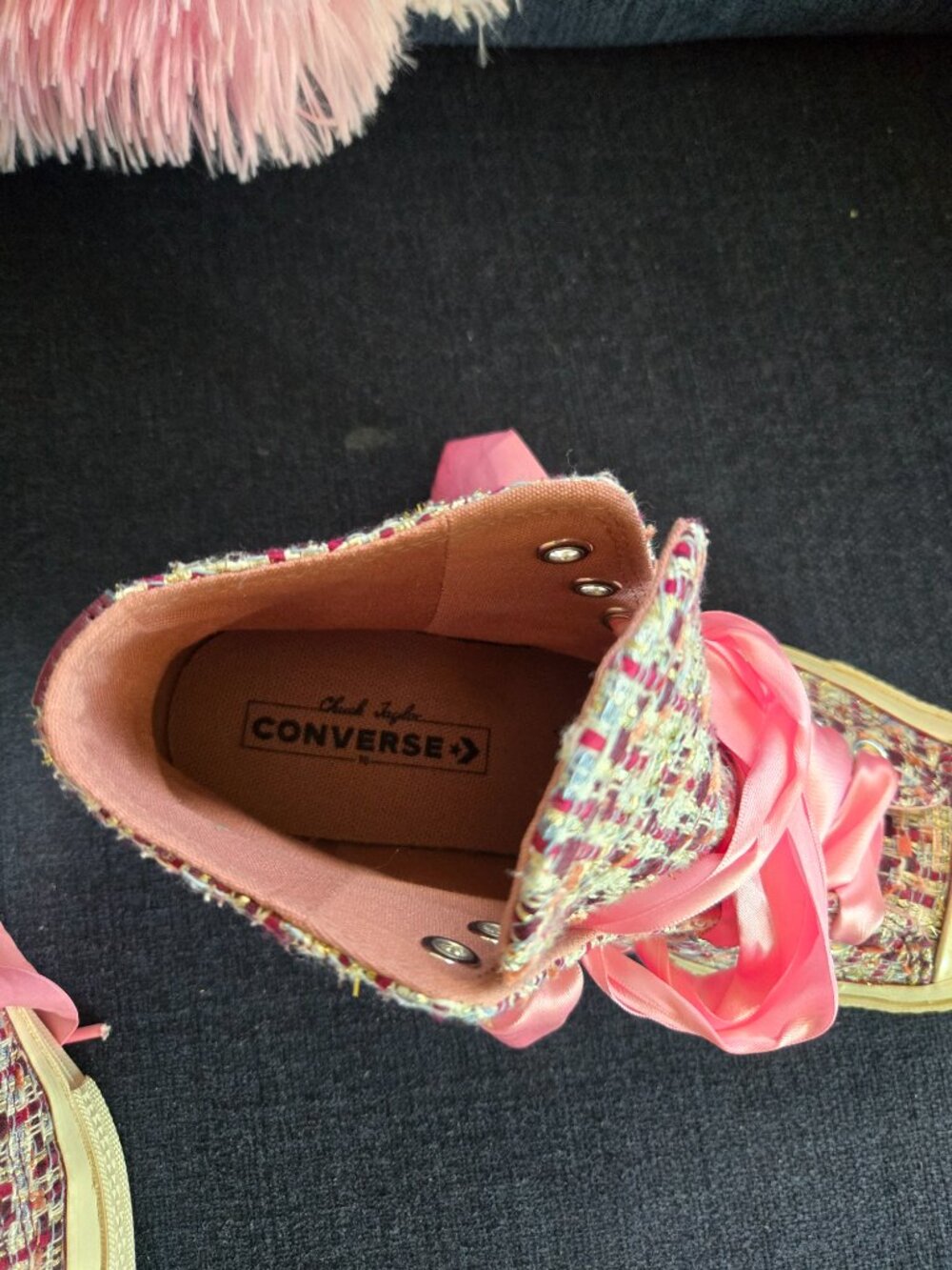 Converse pink tweed hi tops - Picture 3 of 4